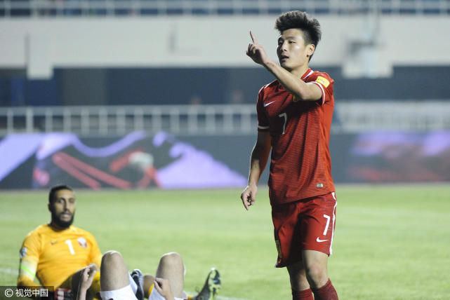 弃高薪踢五大联赛谁能免俗?上次登场是944天