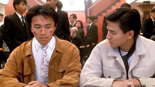 周星驰第一部有特异功能的电影,并将赌圣的名