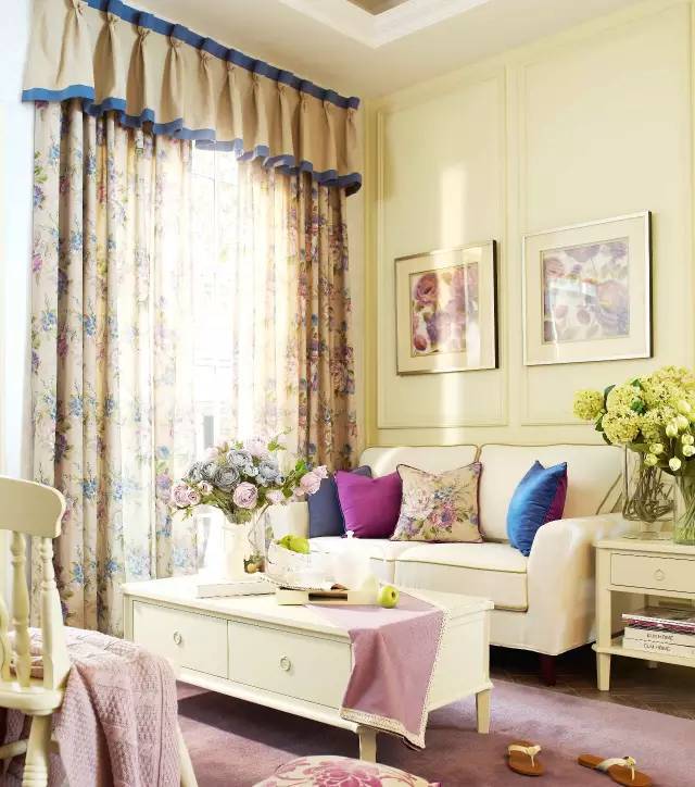 这些窗帘太美了,好想马上换掉我家的!