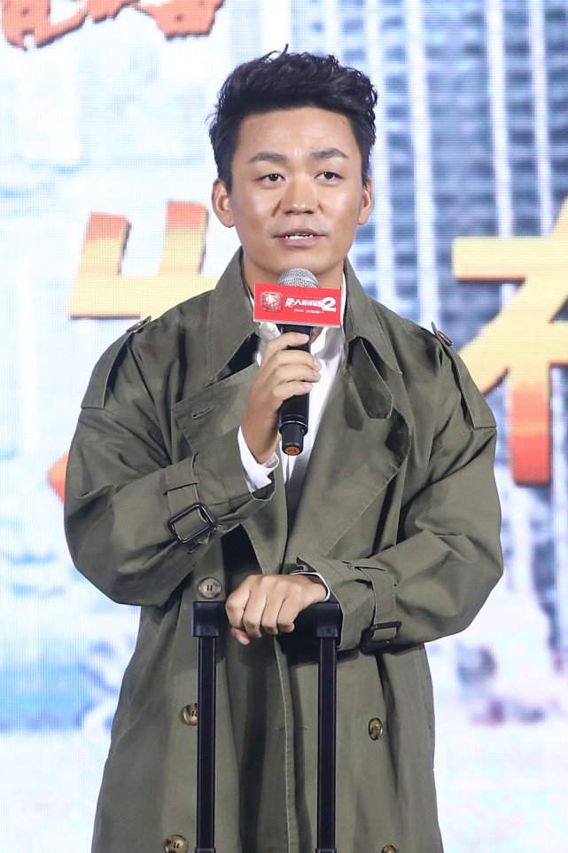 《唐人街探案2》定档大年初一 王宝强扮女装现场"维密秀"