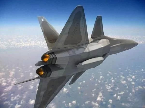 歼20刚试飞就落伍,成飞歼25《鬼鸟》战机