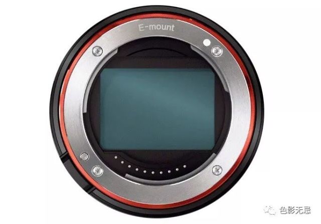 索尼明年更新3代A7系列 而富士或出旁轴中画