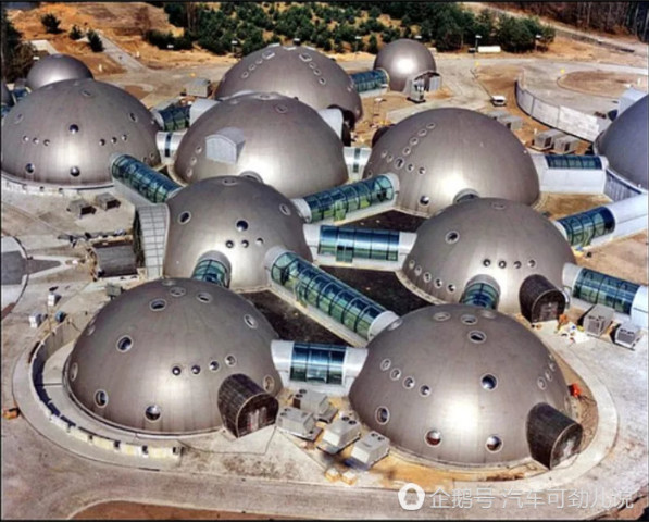 宝马总部大楼,四缸大厦,无键启动?设计师灵感来自泡面吗?