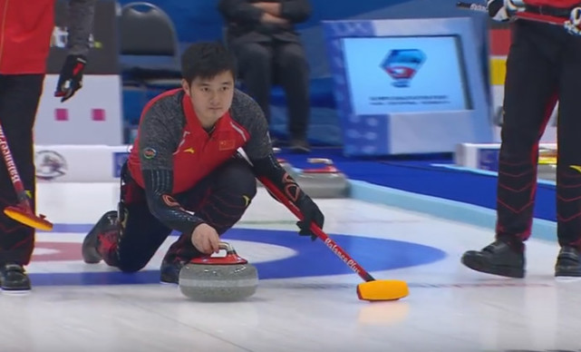 中国冰壶男队队员徐晓明腾讯体育12月9日(文/徐思佳)2018年平昌冬奥