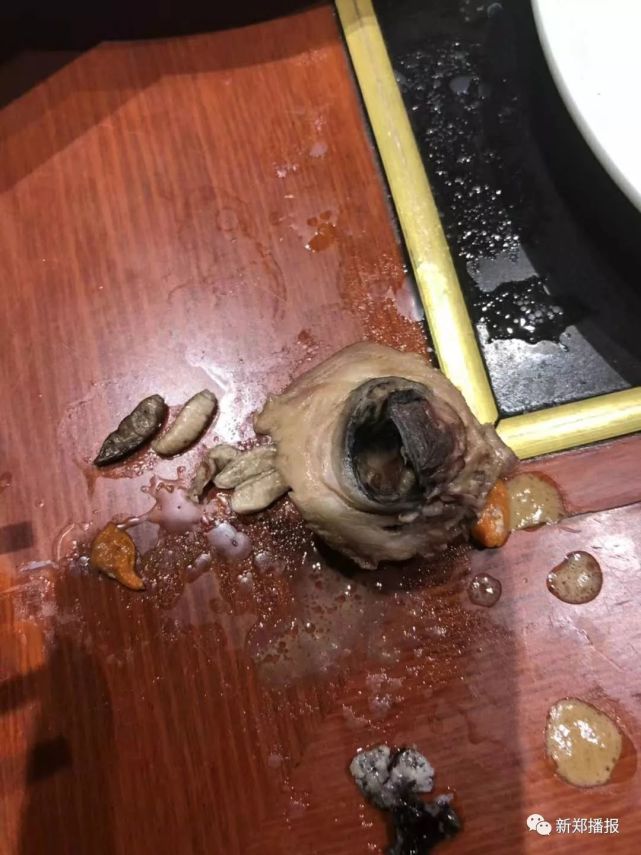 郑州女子吃火锅看到恶心一幕现场所有人都吐了