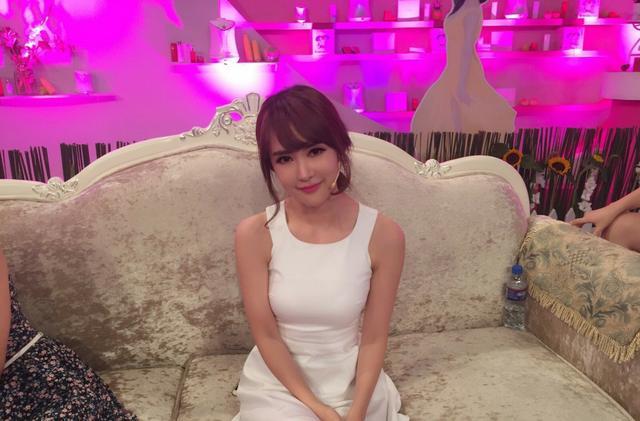 新晋才女吴宥萱亮相首届塞班国际电影节，惊艳全场