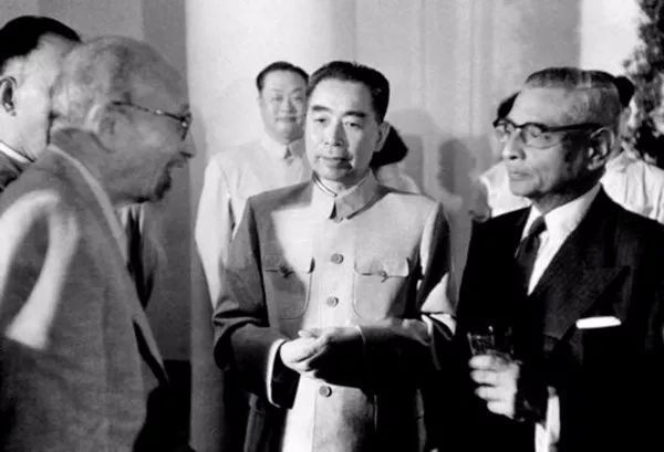 汤姆·哈金斯|一直未公开的绝版旧照，看看1956年的中国究竟什么样