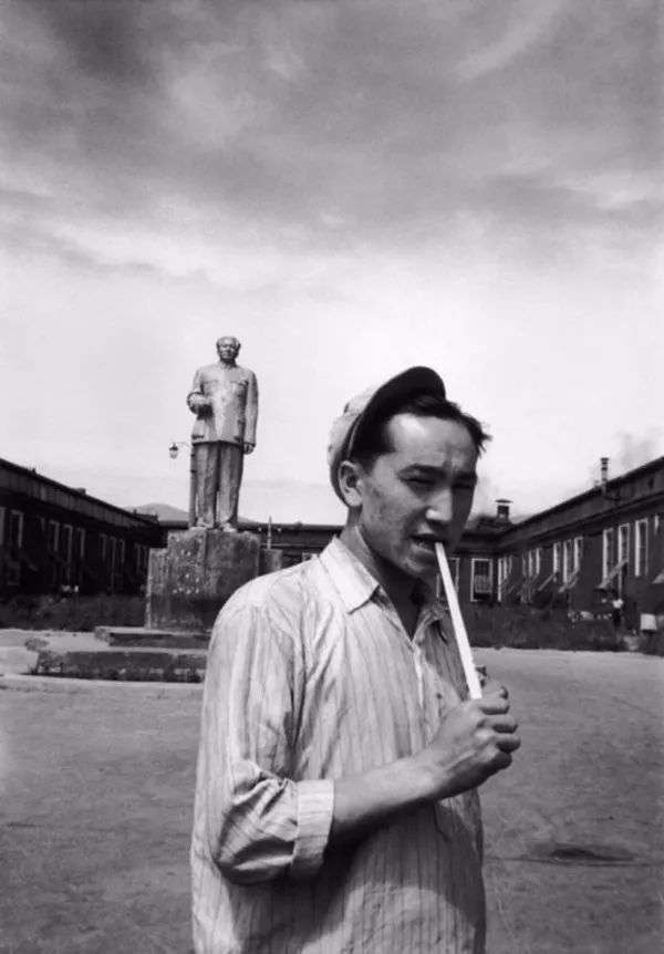 汤姆·哈金斯|一直未公开的绝版旧照，看看1956年的中国究竟什么样