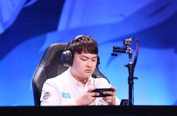 kpl最强输出:刺痛无愧输出之王 knight首获500杀