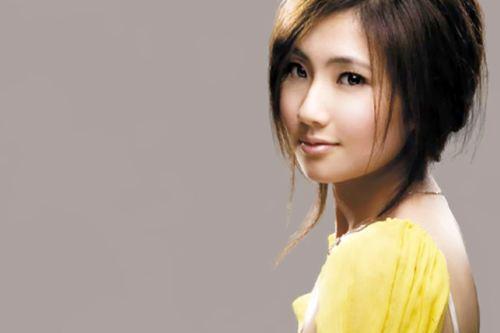 she现状selina离婚hebe专注音乐36岁ella越活越漂亮