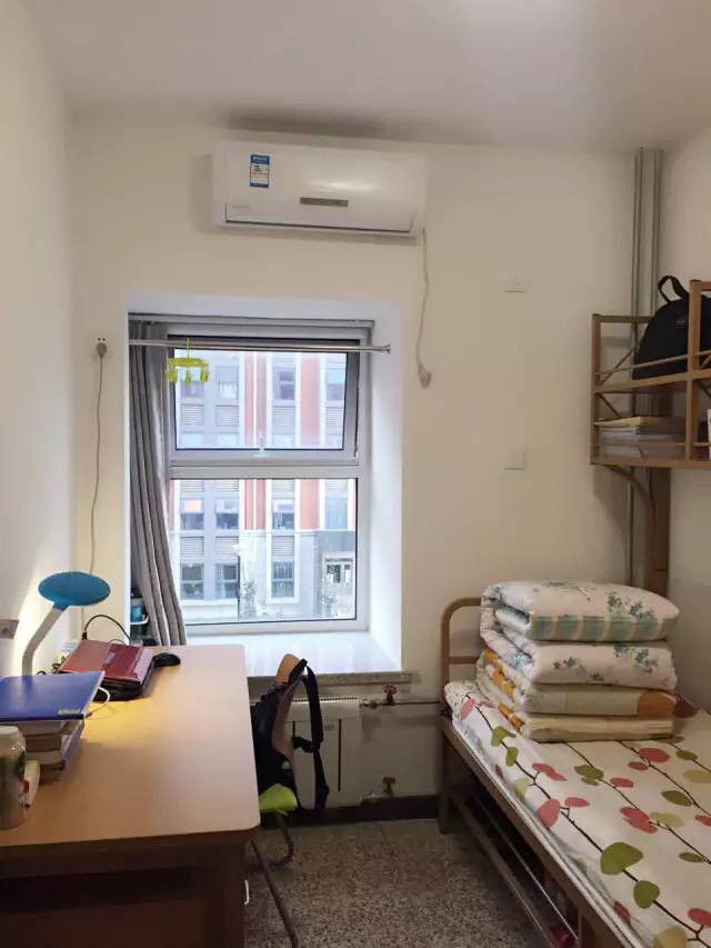 别人家的大学宿舍:都是单间还有电梯