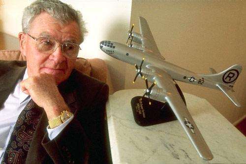 特朗普|特朗普赞核武器又惹怒日本？“构建无核世界”只是挥刀自宫的一厢情愿