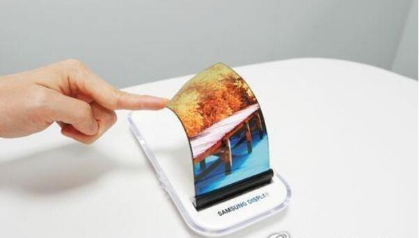 智东西晚报：北京证监局催贾跃亭回国 工信部：明年流量资费再降