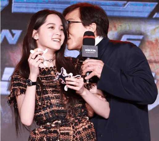 《机器之血》5大吐槽点拖累成龙,电影最终票房