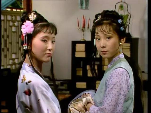 晴雯|晴雯的教训：千万别当一线美女