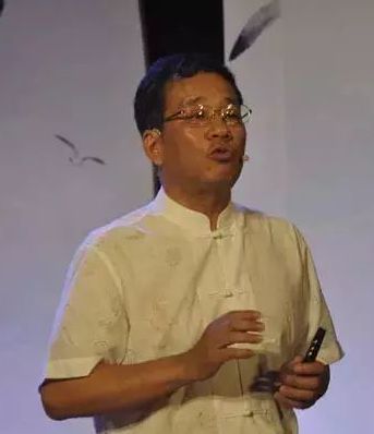 曾是电商教父,逼马云道歉,讥讽张近东,豪言