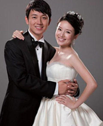 给潘粤明戴绿帽,害董洁身败名裂,如今又娶妻生