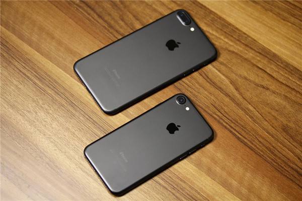 苹果官网 Iphone 7正式清仓 库克 降价的暴击来了 腾讯新闻