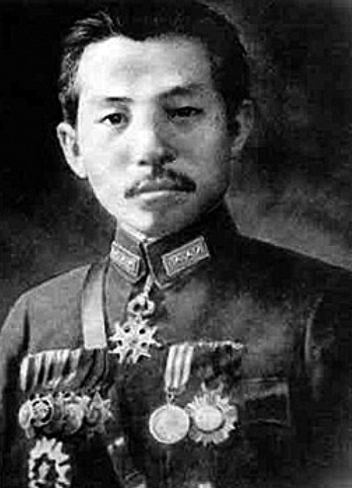 张学良违抗命令放弃东北锦州:国民政府再三严