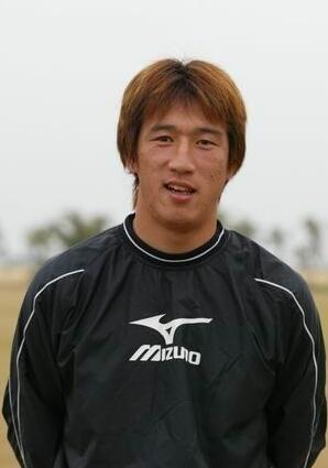 尹光正式签约延边北国附公告:尹光正式加盟延边北国足球俱乐部2018年1