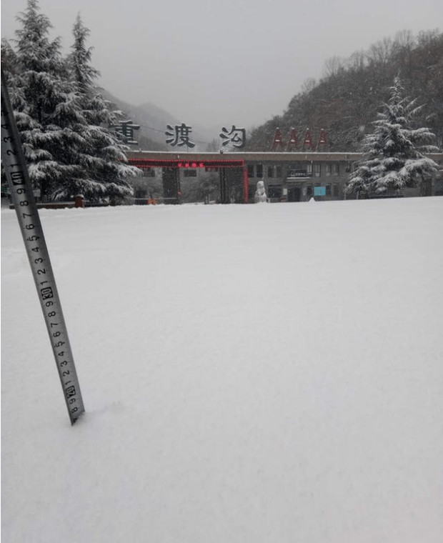 暴雪2018 美出新高度 水乡变雪乡 积雪接近20厘米厚