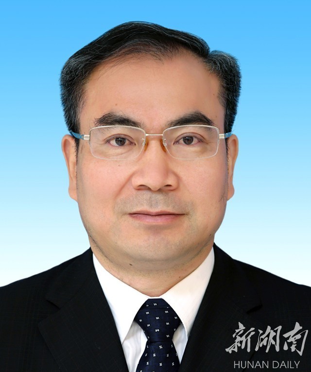 刘革安当选张家界市人民政府市长