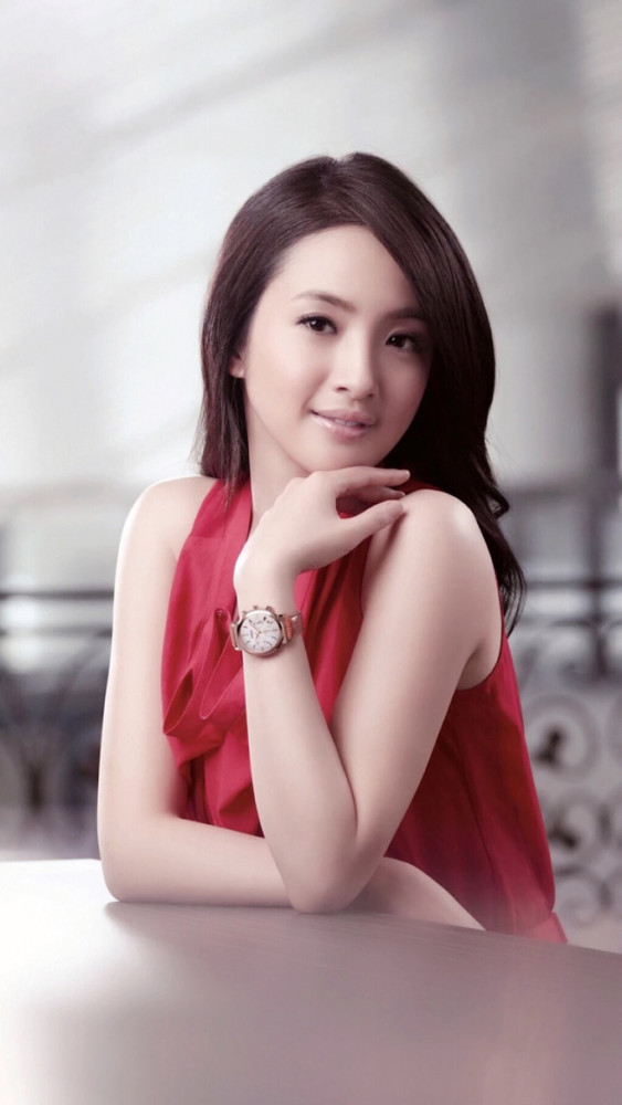 林依晨1982年10月29日出生于台湾省台北市中国台湾女演员歌手