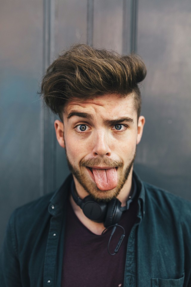 没气质的男生 从外表可以看出来