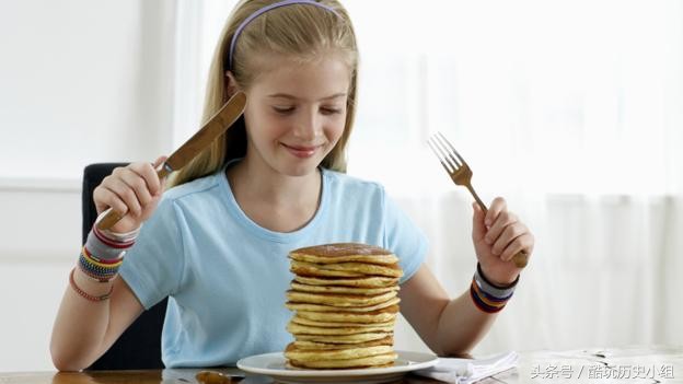 为何过去亚洲乒乓球运动员都用直拍,而欧洲运