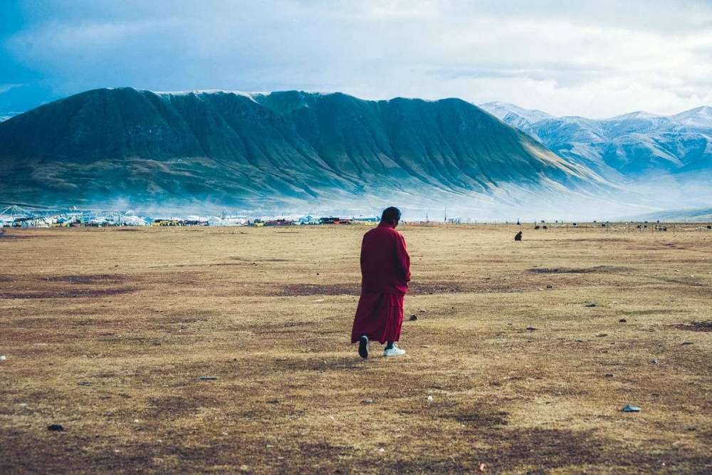 常建|心烦意乱时读一读常建这首诗，比读任何的佛经都有用，让人更宁静