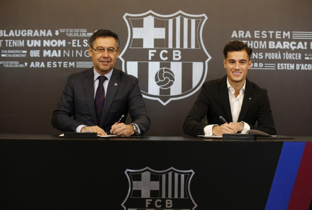 库蒂尼奥正式签约巴萨 从此与偶像梅西做队友