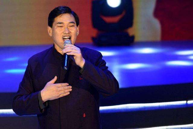 朱之文出场费多少?大衣哥本不想说,奈何主持人