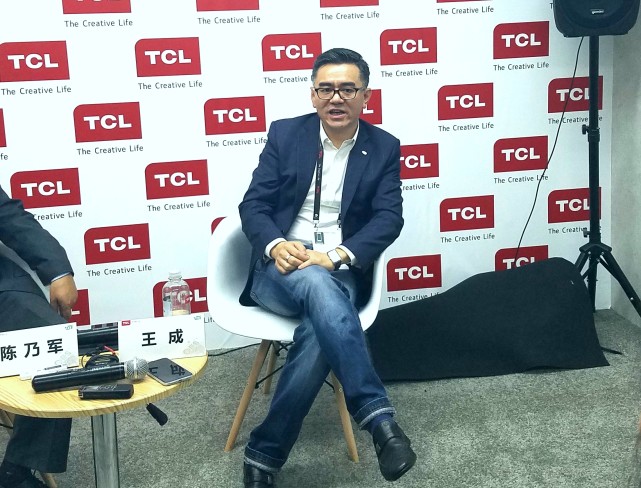 今年的ces消费电子展上,tcl成为最大的赢家之一,在参加展会的第10个