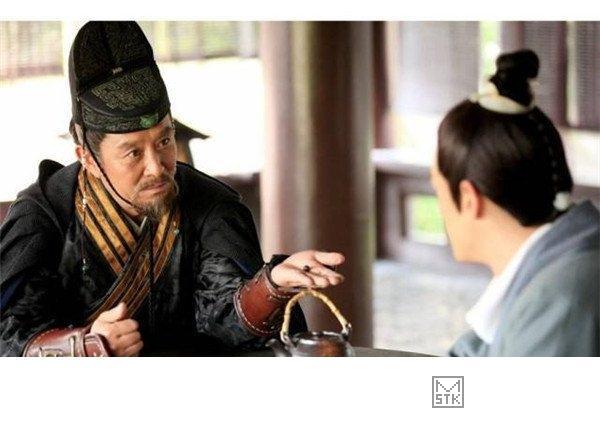 饰演《鬼吹灯》安力满的王永泉