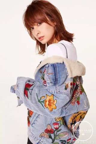 吴昕八字面相分析