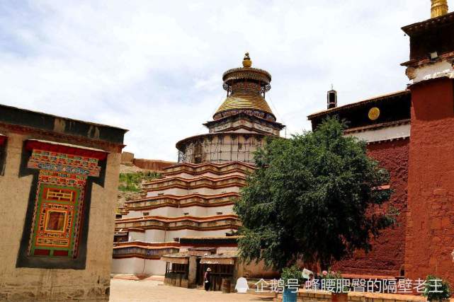 花黃白三派集中 塔寺合一 藏傳佛教文化的薈萃 拉孜白居寺