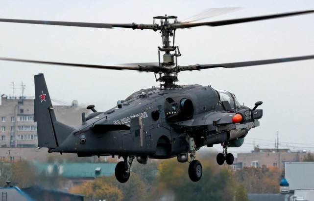 23900型通用登陆舰实际上就是一艘直升机航母,该舰的排水量将达到2