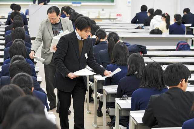 不知这名动画角色是挪威人 日本地理高考题难倒大批考生