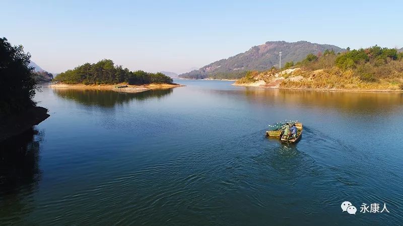 圖:香樟公園目前,全市森林覆蓋率達56.68%,建成區人均公園綠地面積12.