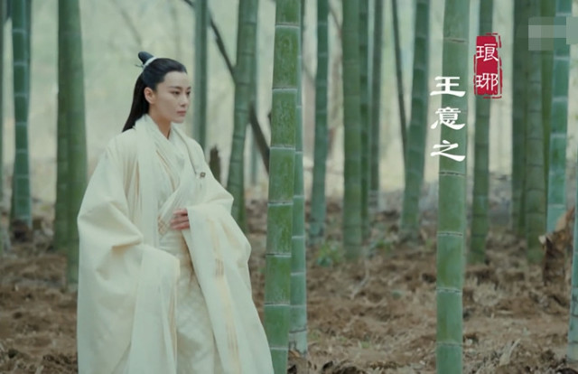 张馨予霸气上线,女扮男装变帅哥,个子不够颜值来凑,网友:太奇怪了!