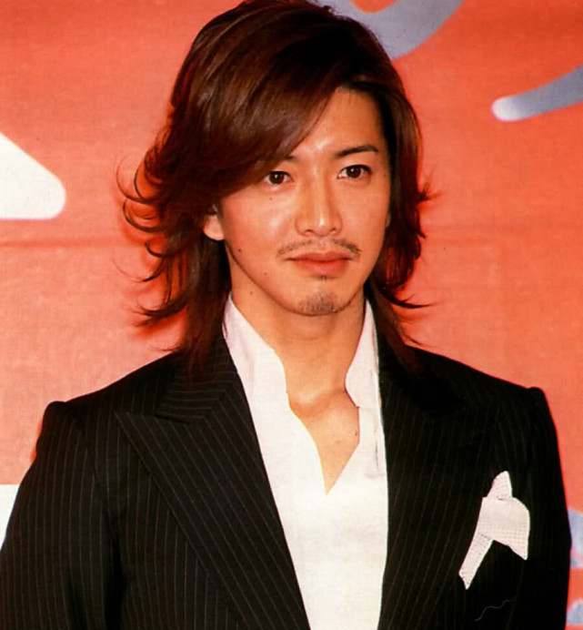 "不老男神"木村拓哉木村拓哉年轻时腾讯娱乐讯 (编译/李祉萱)日本著名