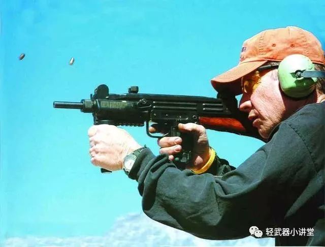 枪】以色列特产--乌齐冲锋枪二三事