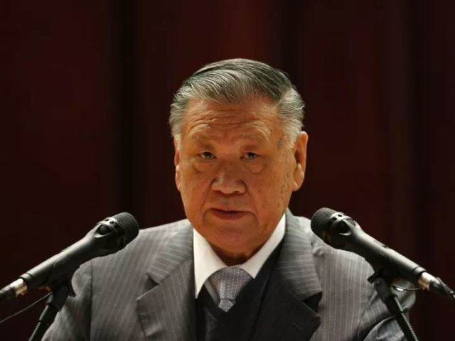 控制韩国经济的大财阀,有几个不是罪犯?