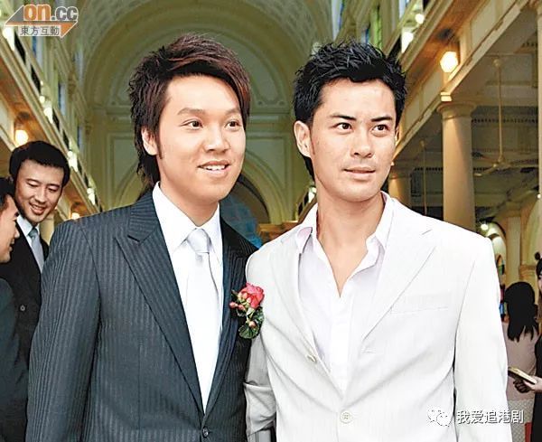 是其父亲王忠桐之表姐妹),而艺人向海岚是其表姨(母亲胡丽明的表妹)