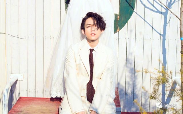 周杰伦黄晓明林宥嘉晋升超级奶爸,细数那些当了爸爸的男神们!