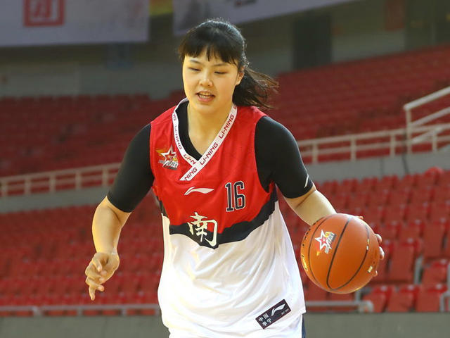 专访李月汝:想拥有奥尼尔的统治力 梦想WNBA