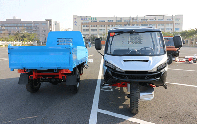 五征-3mx国产神车震撼面世 打入欧美市场 颠覆农用车概念