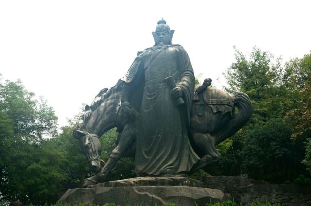 竟有人污蔑抗金英雄岳飞,说他做过这种事?拿出