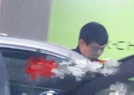 "冷模"杜鹃恋情疑似曝光!是爸爸还是男友?