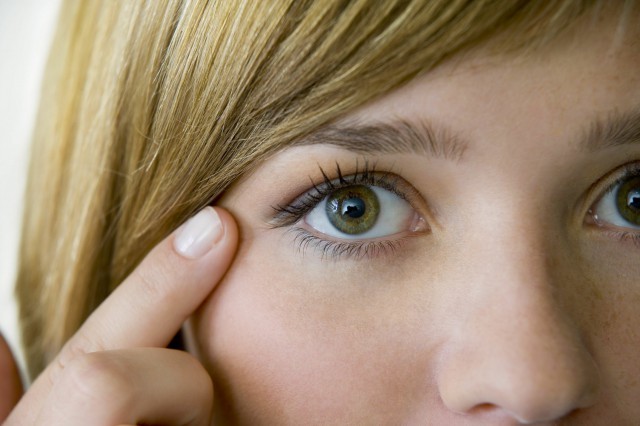 脂肪粒长在眼睛里 3招解决烦恼 腾讯网